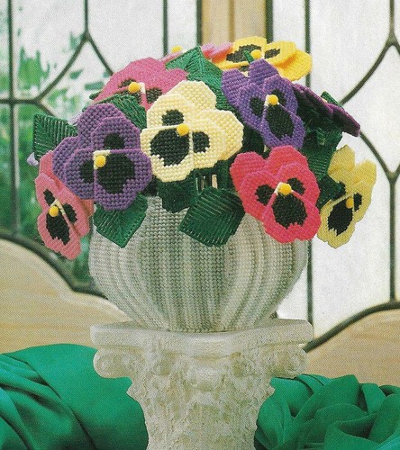 PRETTY PANSIES FLOWERS IN VASE HOME DECOR PLASTIC CANVAS PATTERN INSTRUCTIONS