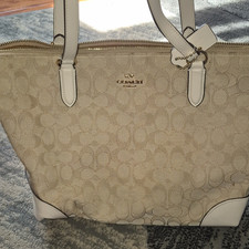 Coach Beige White Logo Shoulder Bag Gold Hardware Zip Brown Lining Tag Accent
