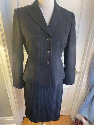TAHARI ARTHUR S. LEVINE BLACK STRIPE SKIRT SUIT-SIZE4P-NWOT-LOVELY CAREER ASSET!
