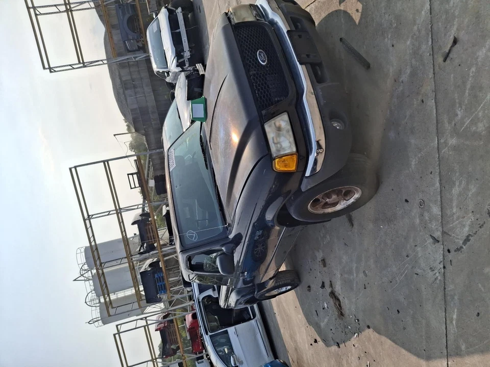 Used Differential Carrier Assembly fits: 2001 Ford Ranger Front Axle 4.10 ratio - Image 2 of 4