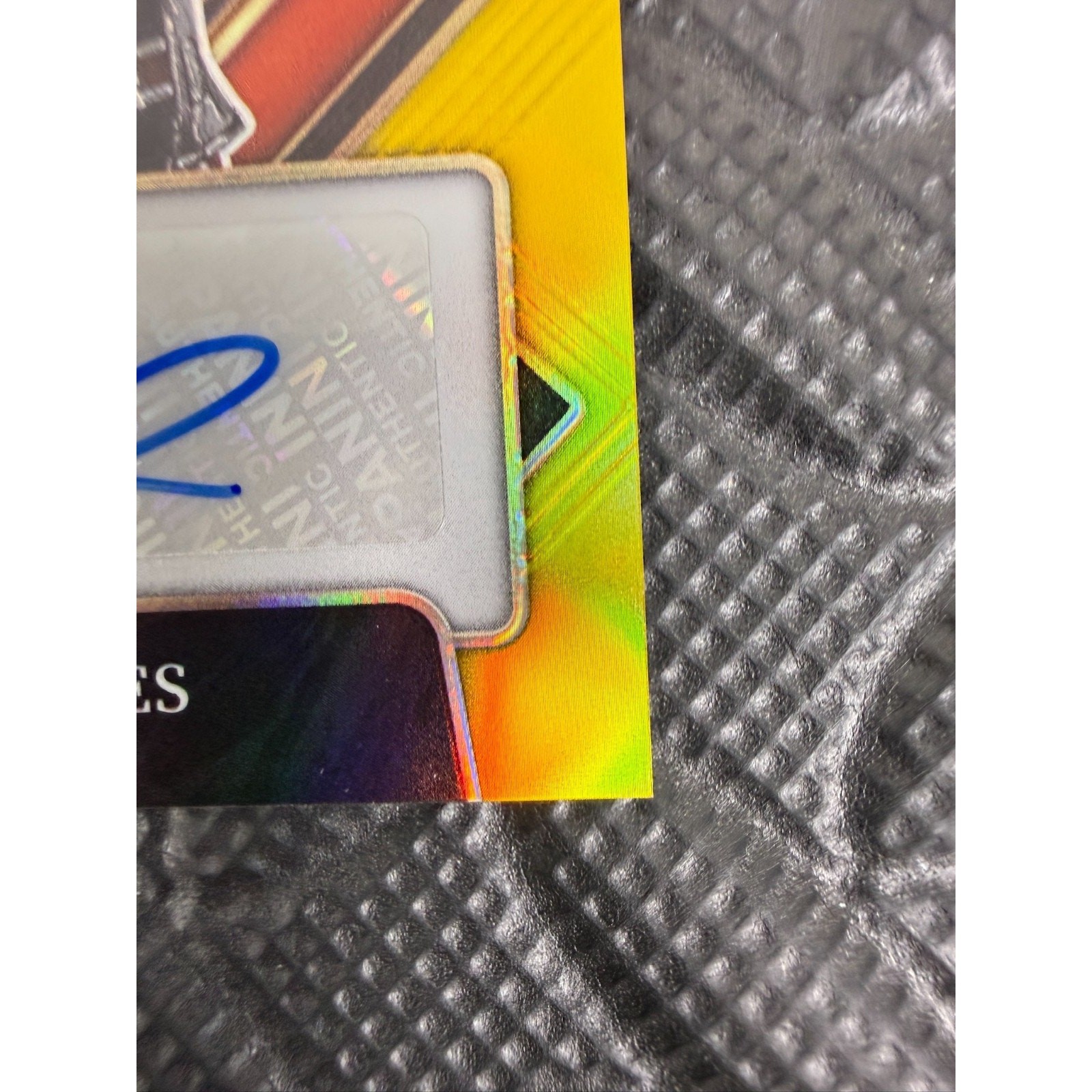 2022 Panini Select WWE AJ Styles True Gold Prizm Signatures /10 #SG-AJS Raw