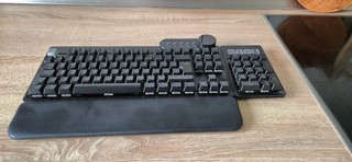 Mountain Everest Max Tastatur QWERTZ DE Cherry MX Red RGB Modular
