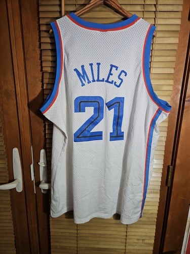 Vintage NBA Nike Cleveland Cavaliers Darius Miles Jersey 3XL XXXL SEWN Cavs - Image 1