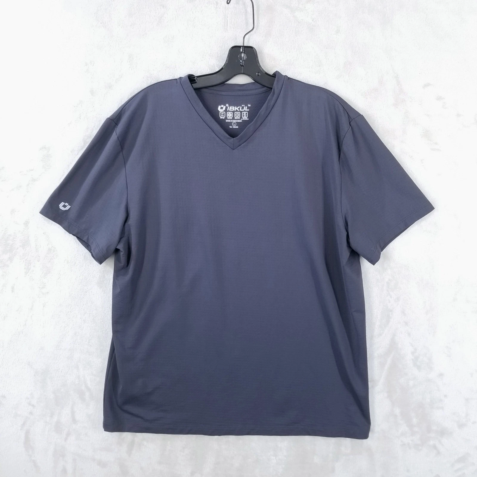 IBKUL T-Shirt Mens L V-Neck Gray Performance UPF 50+ Short Sleeve Gym Training