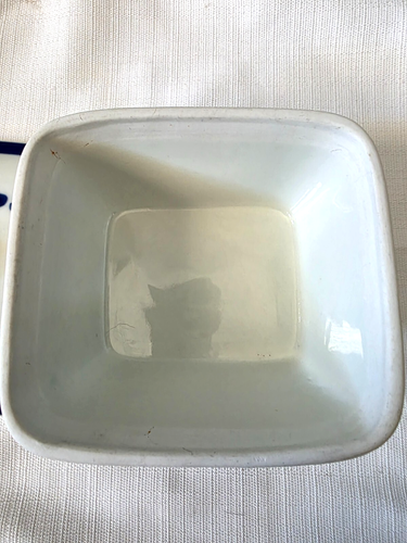VIANA DO CASTELO HAND PAINTED 7"X3.5" LIDDED SQUARE DISH - Picture 3 of 6