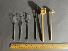 VINTAGE CHILDREN'S KITCHEN TOYS WHISK WOODEN TENDERIZER
