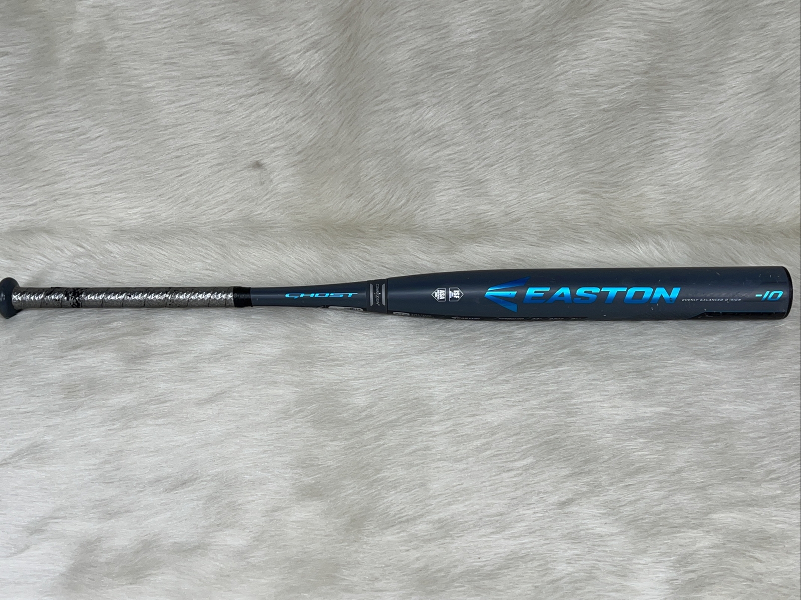 2018 Easton Ghost 33/23 *First Batch” FP18GH10 (10) Fastpitch Softball