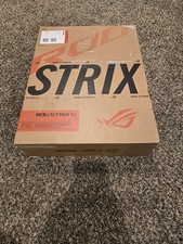 ASUS ROG Strix G18 18" 2.5K 240Hz AMD Ryzen 9 8940HX 32GB RAM 1TB SSD RTX 5060