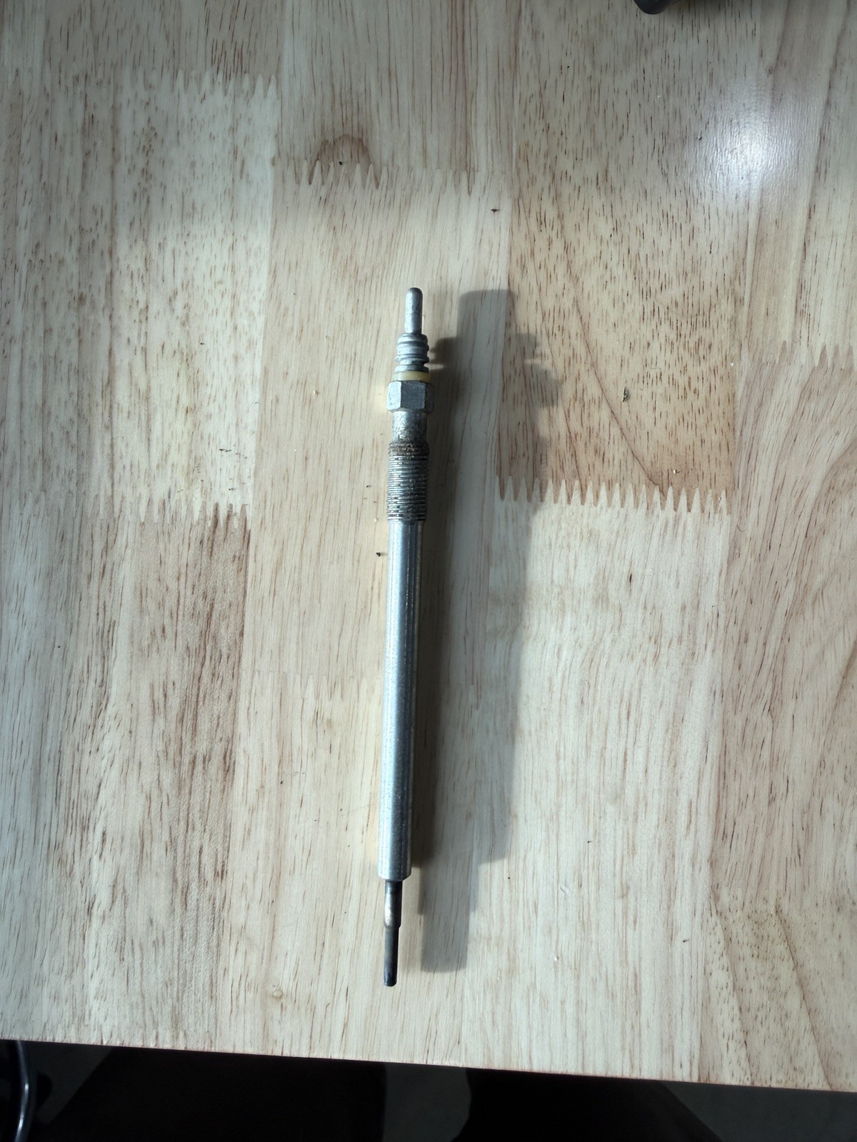 Genuine Nissan Glow Plug 11065-EZ40A Bosch 0 250 623 004