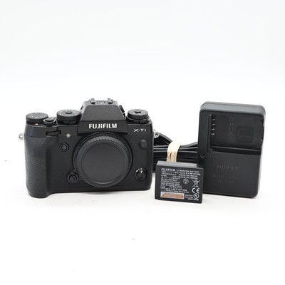 Fujifilm X-T1 16.3MP Mirrorless Digital Camera Body #747