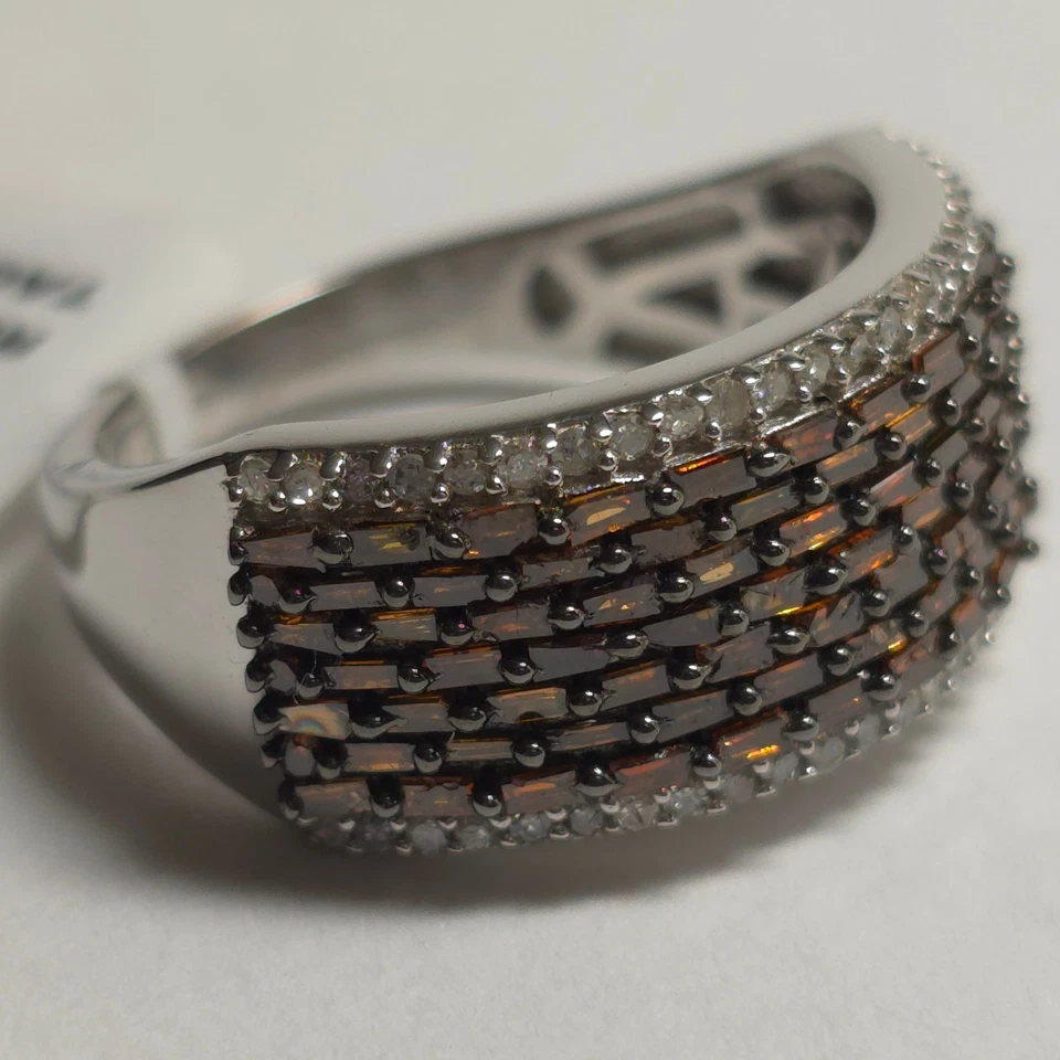 Anillo de plata 925 enchapado en platino banda racimo de diamantes rojos (IR) y naturales talla 8 Foto 2 de 4