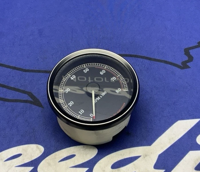 Harley Davidson Tachometer Gauge (RPM) Electra Glide 2000-2003 OEM 67348-00