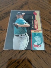 1997 Select Registered Gold #16 Kevin Brown MT