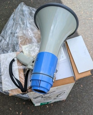 Brand New Sho-Me Portable Megaphone Bullhorn