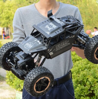Four wheel drive alloy remote control car, climbing off-road drifting racing car