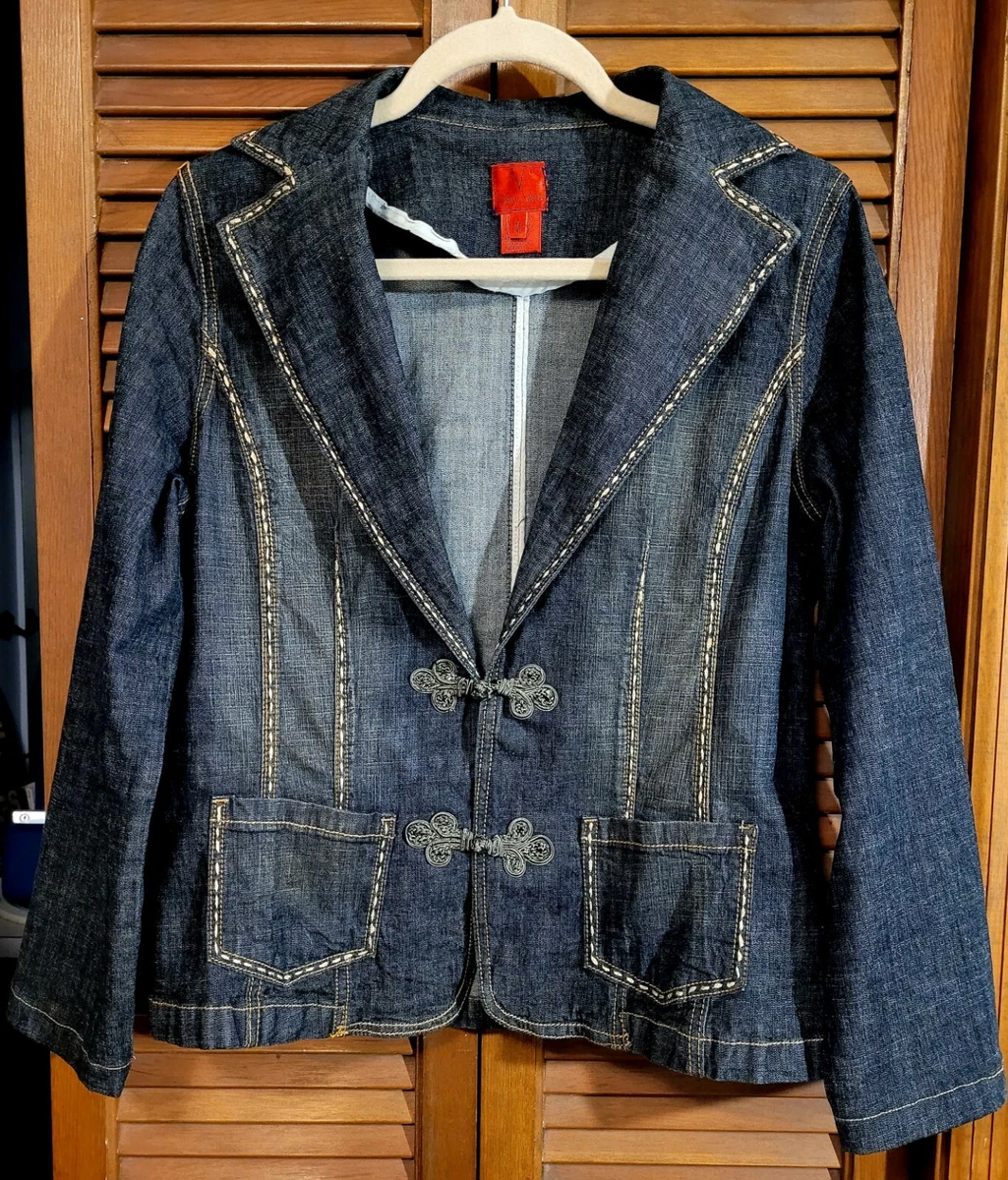 Denim jacket deals with white stitching
