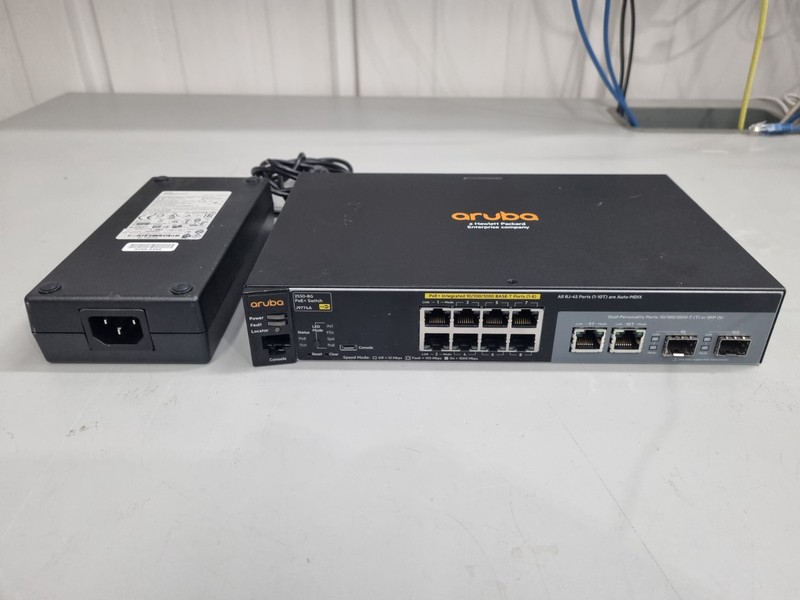 Aruba HPE J9774A 2530-8G PoE+ Network Switch incl. PSU - Tested, latest firmware
