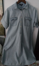 Gorgeous CHAPS Blue DENIM Women Size XL Short Sleeve Dress With 2 Front Pockets