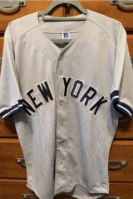 Vintage Russell Athletic New York Yankees Baseball Jersey/No