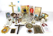 Lotto 34 Pezzi ARTE SACRA CROCIFISSI Vintage Quadretti Icone Mix Religiosi Stock