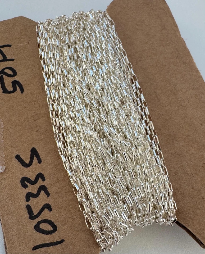 Cadena enrollable ovalada plana de plata de ley 0,925 a pie (C10533S) de 1,4 mm x 3,5 mm Foto 4 de 4