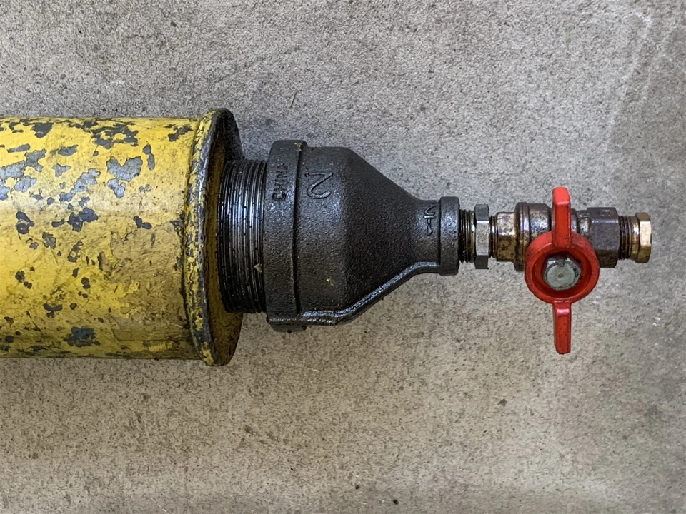 Parts/Repair Enerpac PH80 2 Speed Hydraulic Hand Pump 10000 Psi #6 - Image 3 of 4