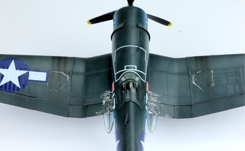 PreSale USMC F4U-1A Corsair, Pacific Battlefield WWII 1:48 Pro Built Model - Picture 14 of 24