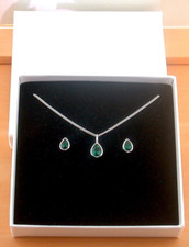 Sterling Silver Emerald Lab Created Pendant & 18" Chain/Emerald Necklace/UK