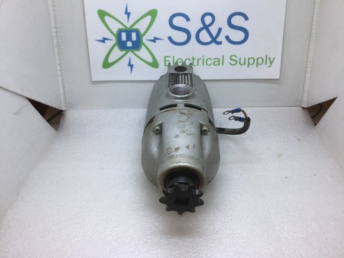 General Electric 105C9393-P Magna Blast Breaker Charging Motor 230V AC/DC - Picture 6 of 12
