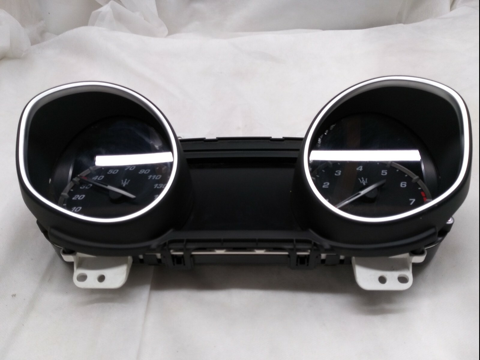 Speedometer Gauge Cluster Maserati Levante 2017 670101176 670105349