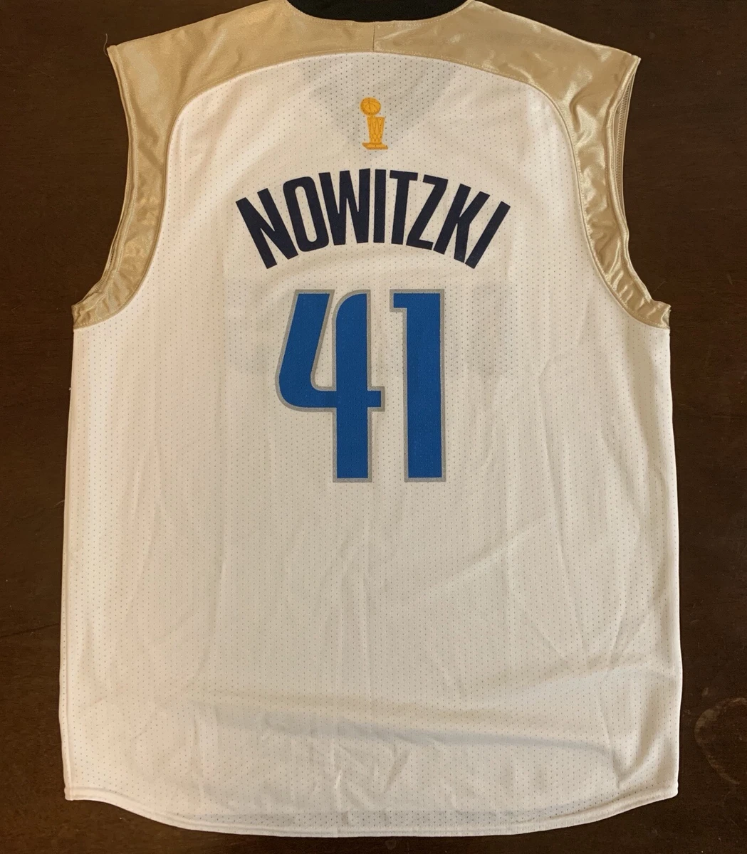 Dirk nowitzki hotsell championship jersey
