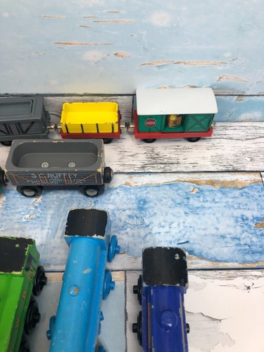 Thomas The Tank Engine Carry Case Learning Curve Gullane 2002 + 8 wooden rare - Picture 12 of 20