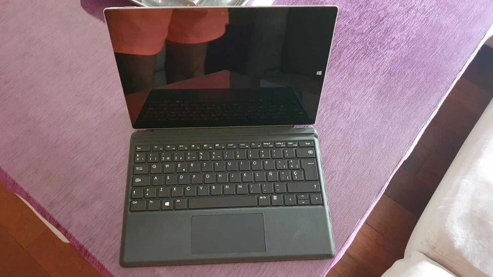 Microsoft surface Pro 3 1631 12" i5 4300U 1,9Ghz 4GB 128GB Win 10. Teclado - Imagen 3 de 3