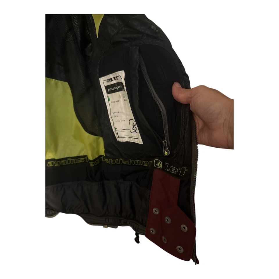 VOLCOM YOUTH NIGHTBREAKER SNOW Jacket - Maroon/Beige - Size Small - - Image 4 of 4