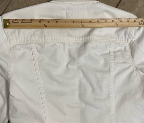 NWOT Jean Jacket Womens White Sz Medium Crop Distressed Trucker Denim Blank NYC - Picture 7 of 12