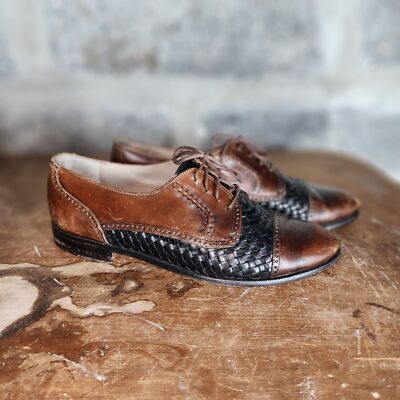 BALLY sz 8 D men's brown black woven leather oxford spectator