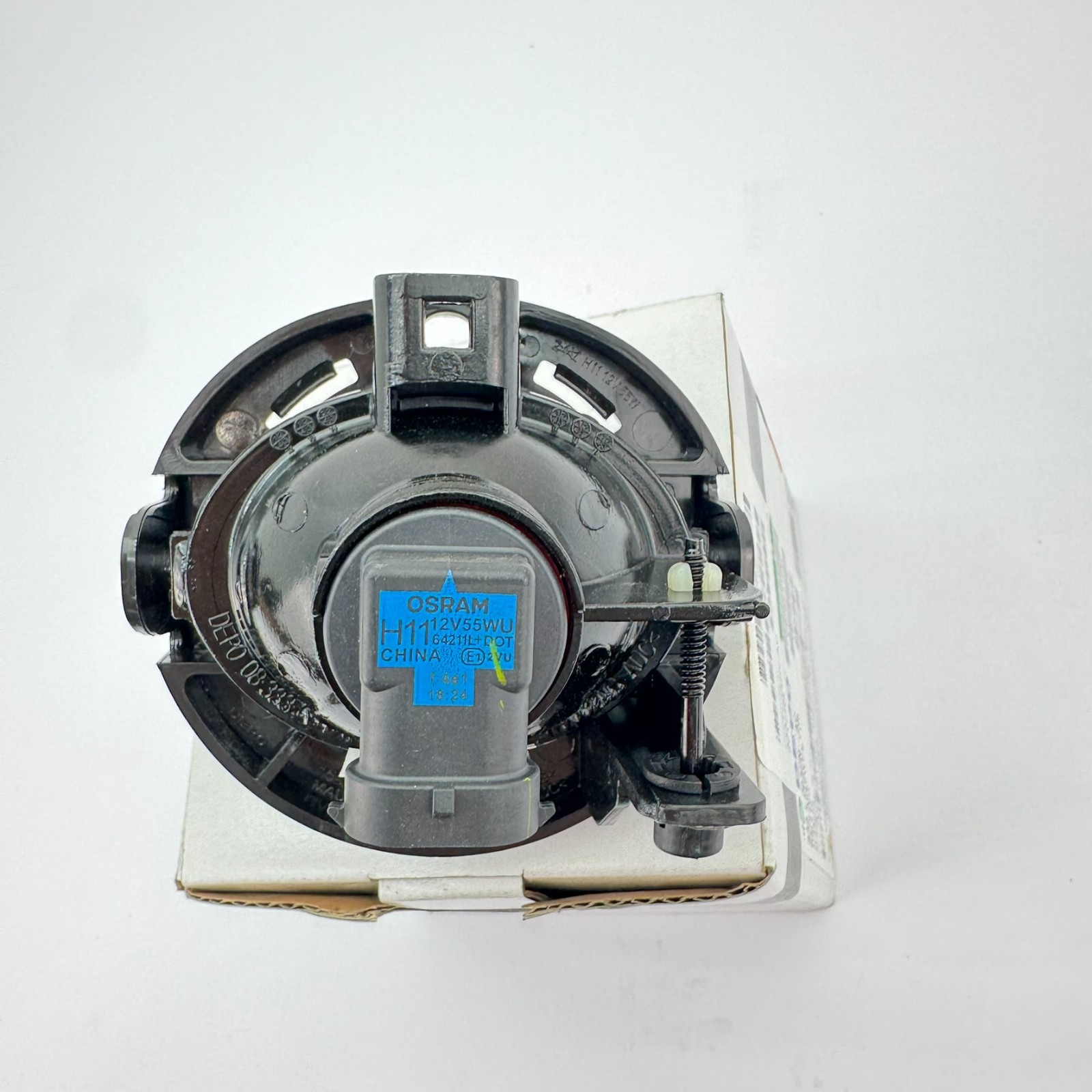 DEPO Fog Light Left Right  CAPA CH2594105C 3332032NAQ Chrysler Dodge