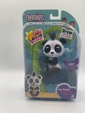 NEW Fingerlings Glitter BABY PANDA DREW White  Black Interactive WowWee 3564