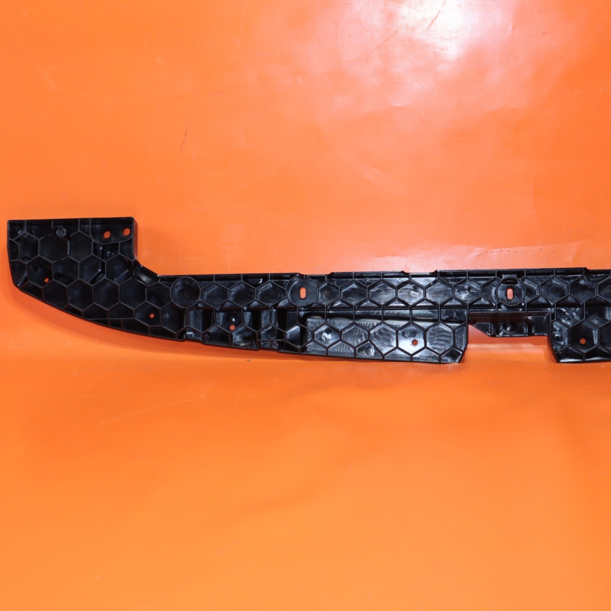 BENTLEY GT GTC RADIATOR SUPPORT LOWER 2019 2020 2021 3SD 807 333 C OEM