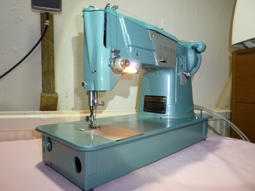 HEAVY DUTY SEWING MACHINE. SEWS YACHT SAILS, DENIM, CANVAS, WEBBING & LEATHER. - Picture 8 of 16