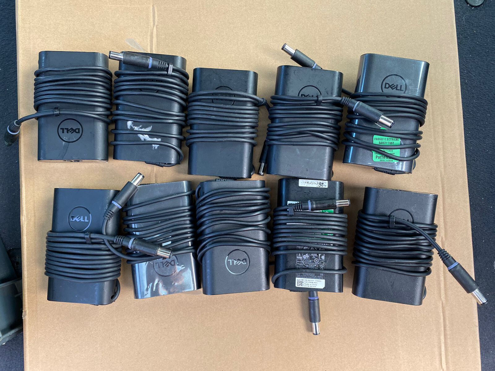 JOBLOT x 10 DELL CHARGER NEW TYPE 19.5V 65W 90WWITH POWER LEAD eBay