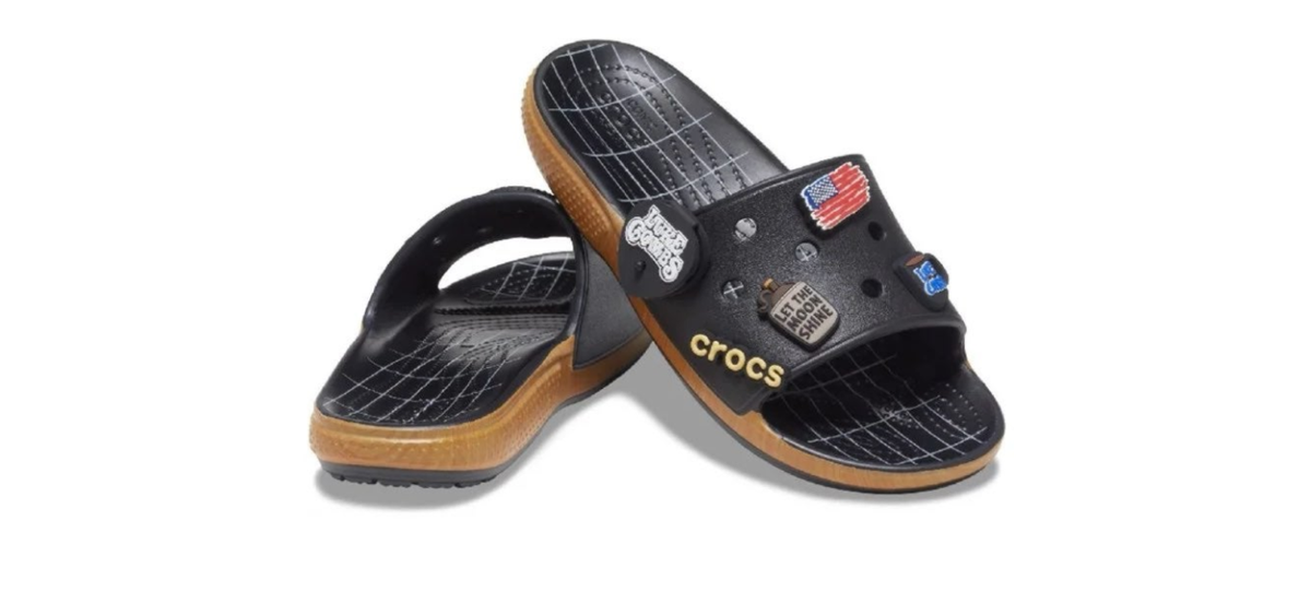 ??RARE- NEW Luke Combs Crocs Classic Bootlegger Slides Size: M10/W12 LUKE COMBS X CROCS BOOTLEGGERS main image 2