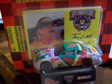 TERRY LABONTE CORNY 1/64 scale 1998 WITH COLLECTOR CARD & STAND NASCAR 1:64