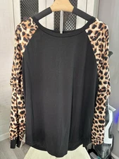 SHEIN Plus Size 2x Long Sleeve Black & Cheetah Top