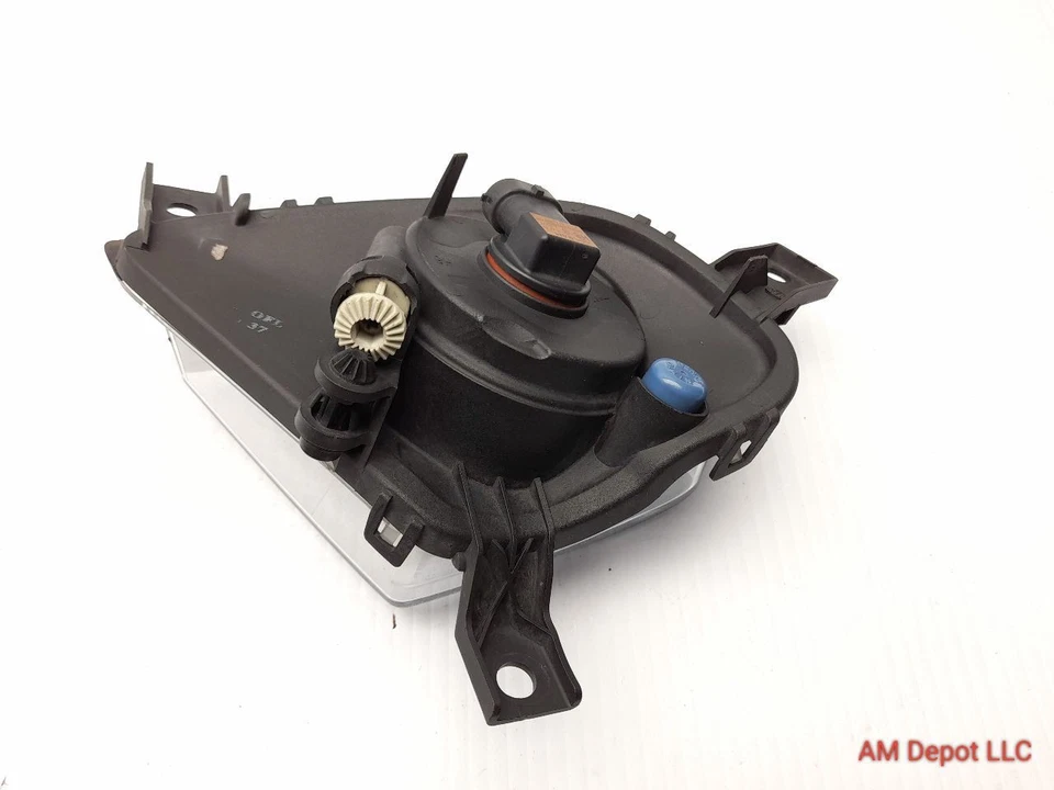 2011 BMW 335xi 335i 328i 328xi E90 Sedan Front Left Fog Light 63177199893 - Изображение 3 из 4