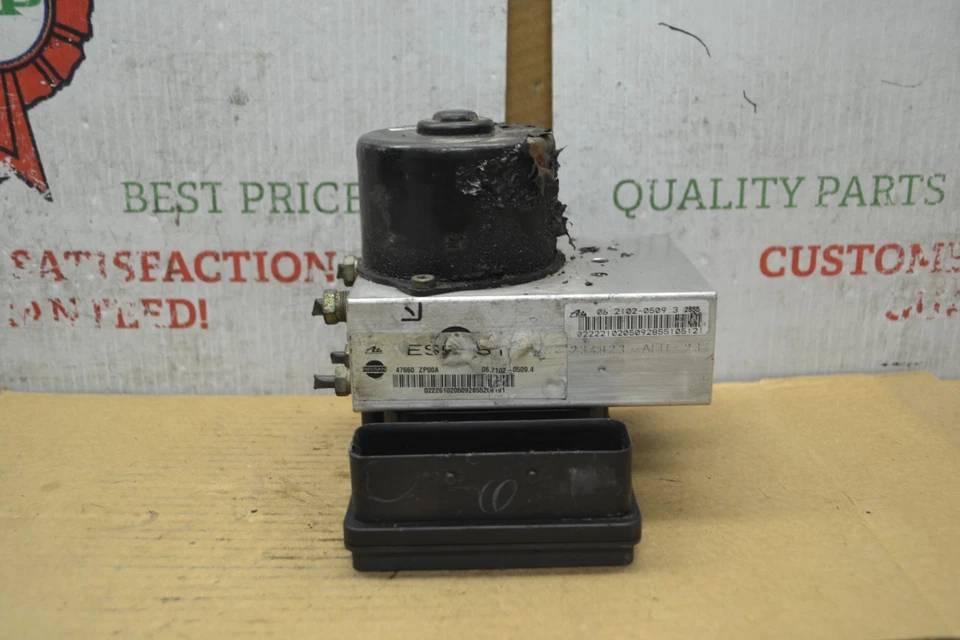 Nissan Pathfinder 2005-2007 ABS 47660ZP00A módulo 79-9E5 Foto 3 de 4