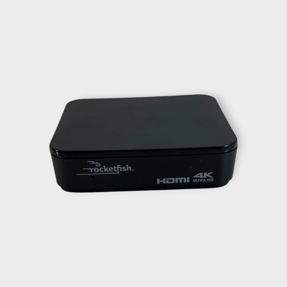 Rocketfish RF-G1603 2-Output HDMI Splitter - 4K/HDR Compatible - New/Old Stock - Image 4 of 4