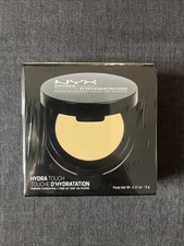1 NYX Hydra Touch Powder Foundation - HTPF03 Natural/Naturel