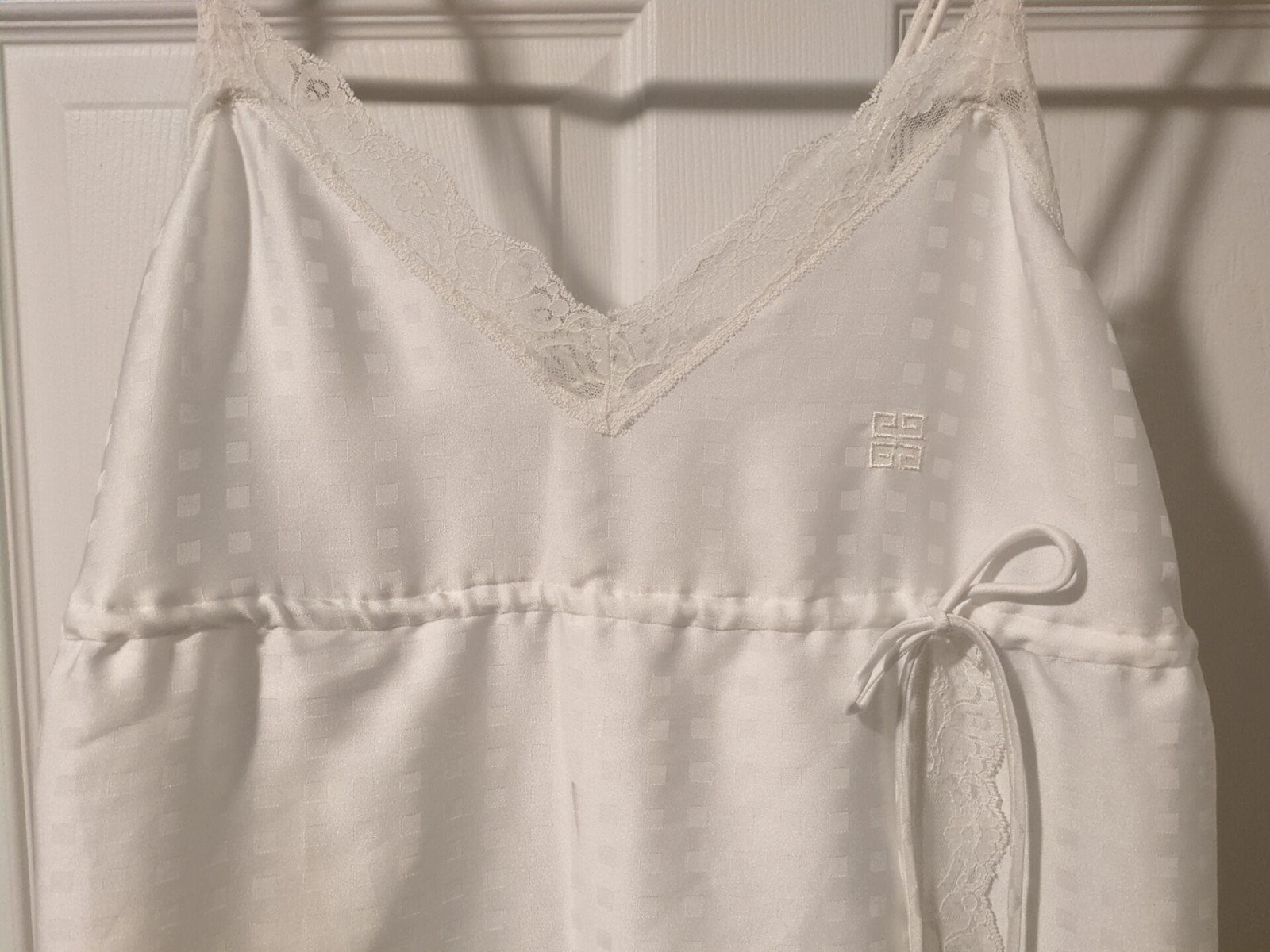 Givenchy Intimates Medium Paris White Bridal Nigh… - image 6