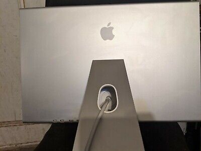 Apple Cinema HD Display Model A1082 23 Apple Cinema HD Display Model A1082 23